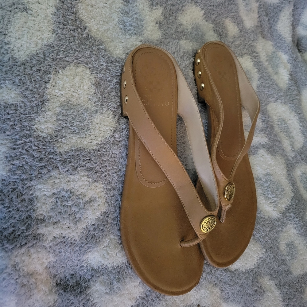 Shoes - Picture 4 of 4